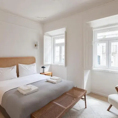Serene T1 In Lapa With Ac And Private Patio アパート